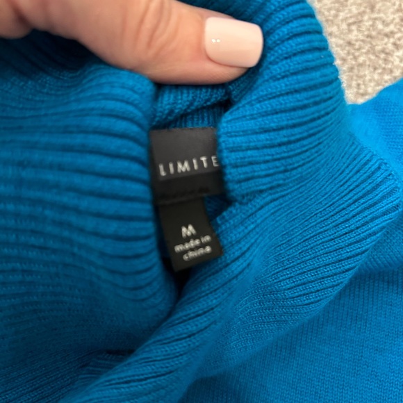 Light weight summer turtle neck - Picture 5 of 7